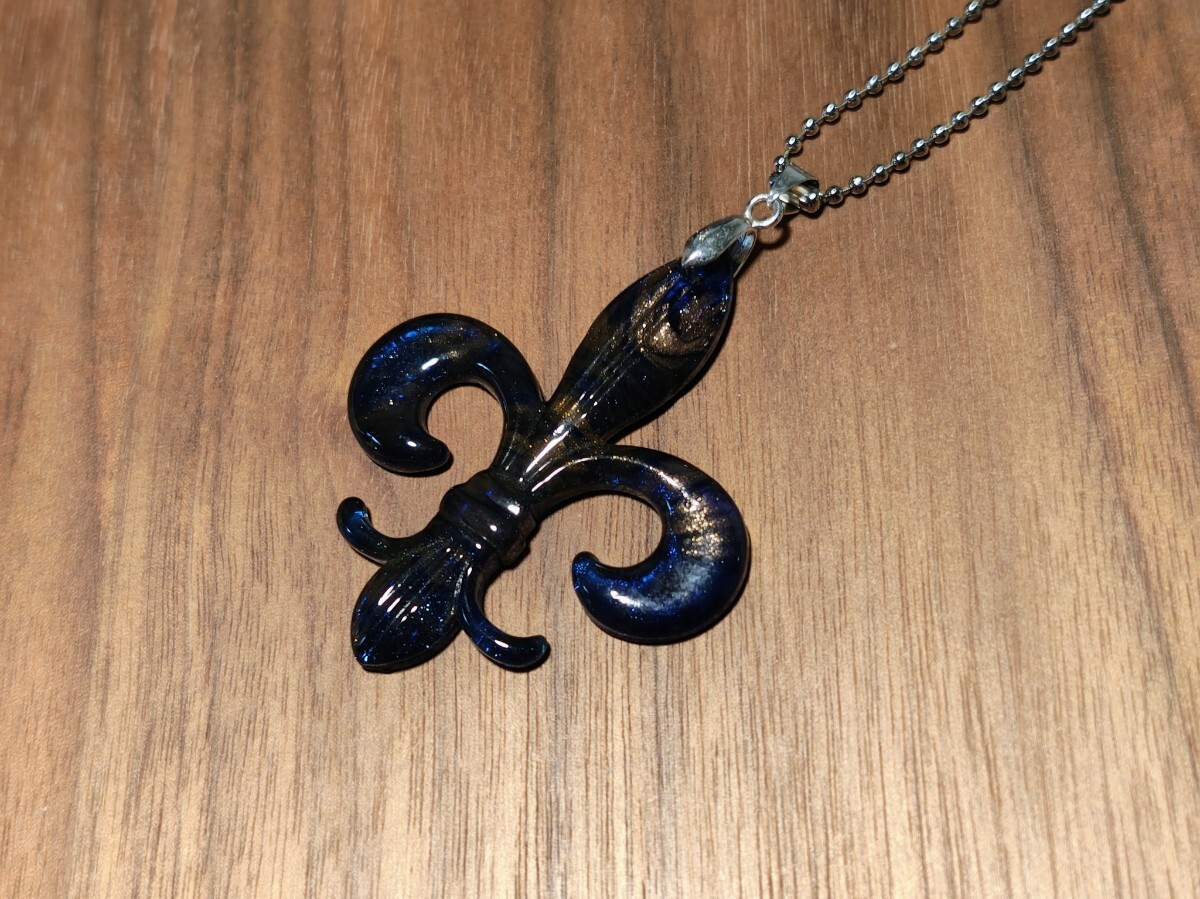 カプリス 青 キーホルダー CHEVY CAPRICE LOWRIDER DAYTON HOT ROD シボレー ローライダー ホットロッド ハイドロ デイトン エンブレム _画像2