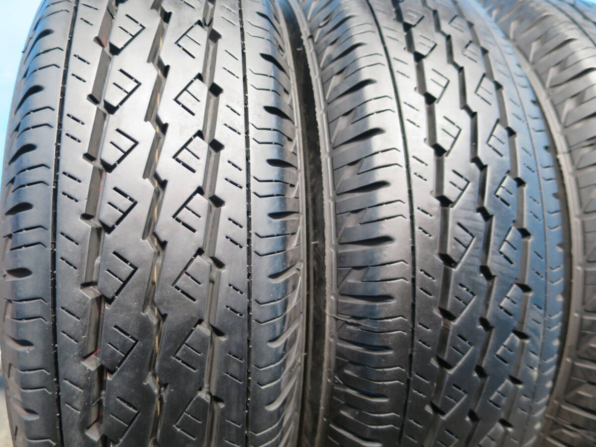 ◆ 2023年バリ山 ◆ 165R13 LT 6P.R ◆ BRIDGESTONE　V600 ◆ 4本　ノーマルタイヤ ◆J-2527._画像2