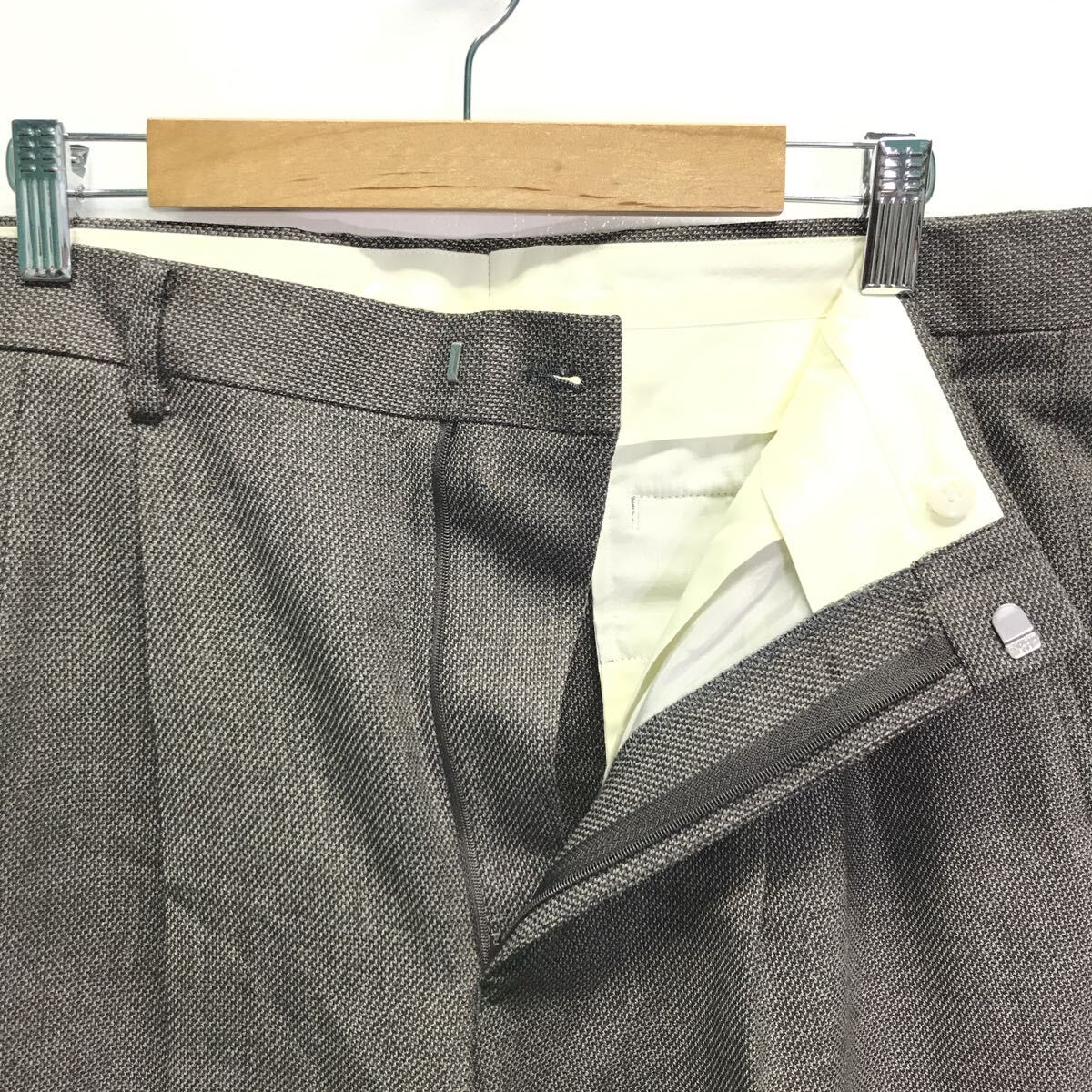 高級上品◎ハイクラス感◎【D'URBAN】ダーバン スーツ セットアップ 上下 ビジネス 仕事 フォーマル ツータック ブラウン 94AB4 /Y35316ii_画像8