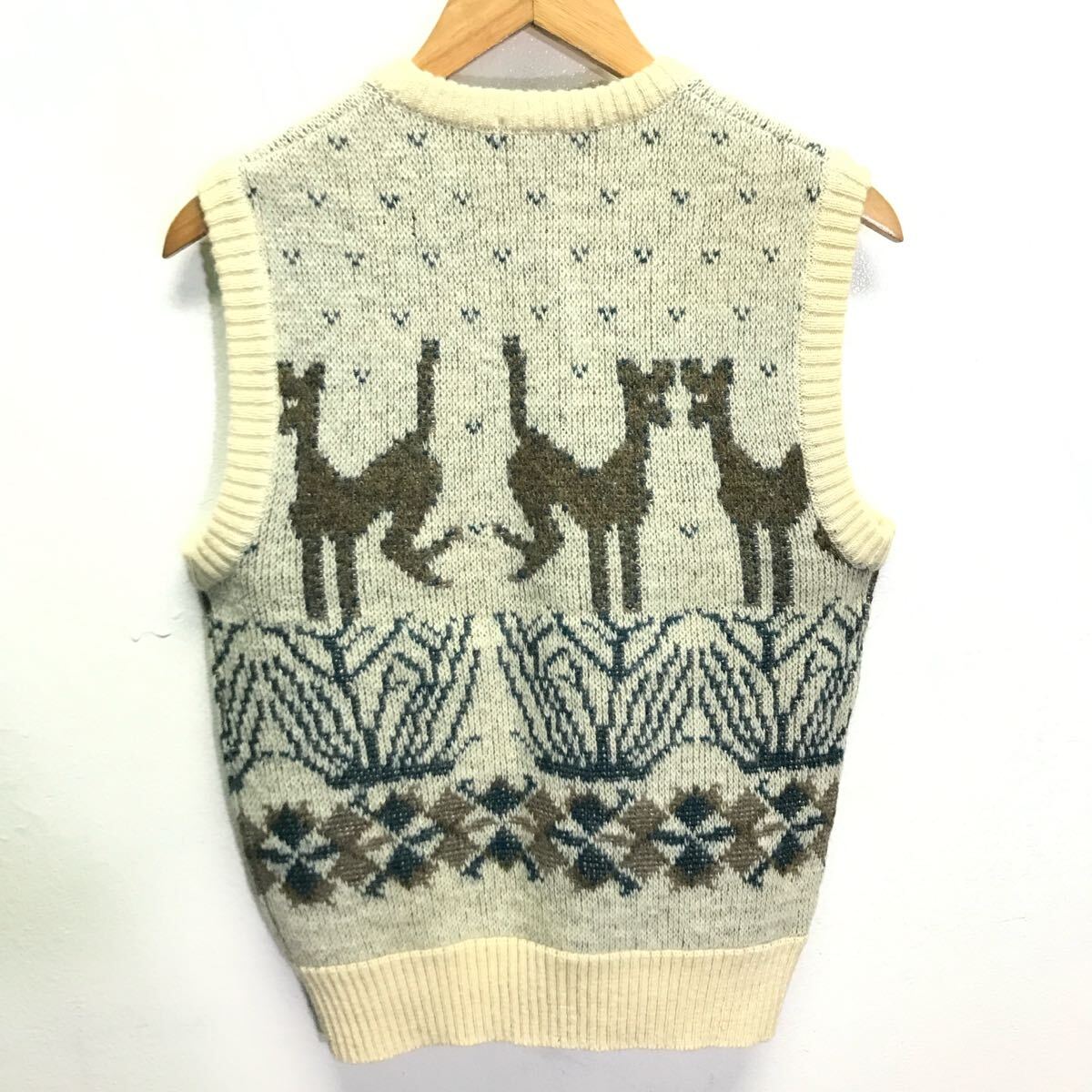 80s 90s ビンテージ◎【gim】ジム ニット ベスト トップス セーター ジレ アーガイル 鹿柄 レトロ アメカジ 着回し アイボリー L/Y30108iD_画像3