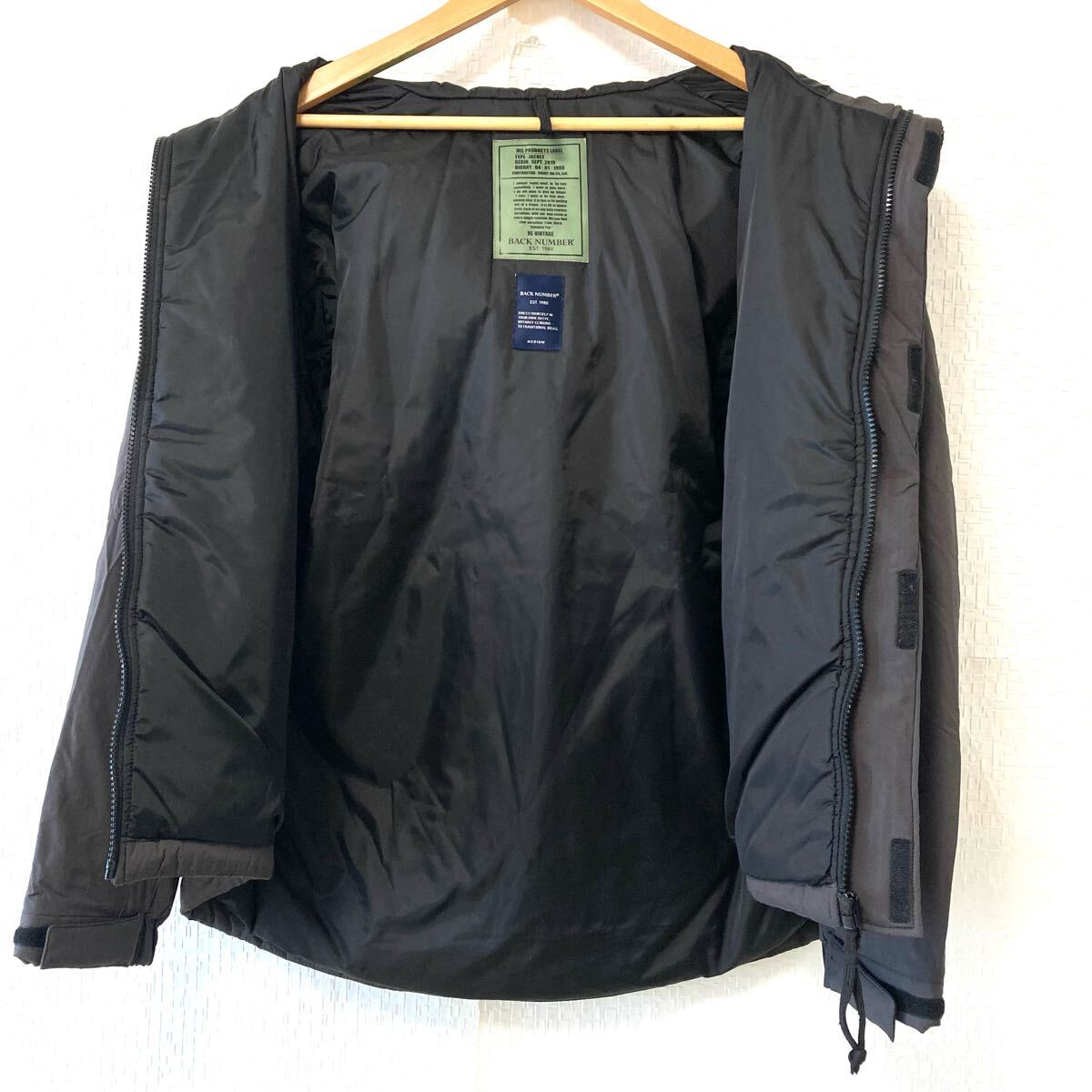 シックなミリタリーJKT！【BACK NUMBER】バックナンバー 中綿 ジップアップ ジャケット 米軍 1980s ヴィンテージ モデル グレー M/Y24629Uk_画像4