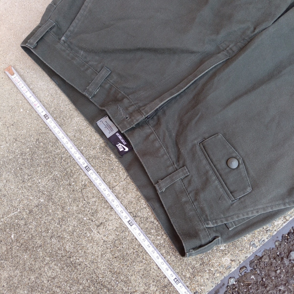 NIKESPORTSWEAR メンズMサイズ カーゴパンツ ワークパンツ け61_画像4
