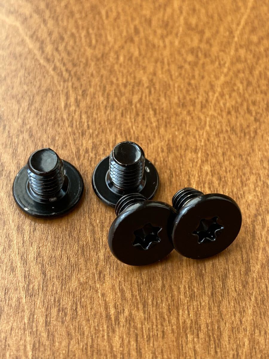 【送料無料】盗難防止ナンバープレートボルト 4個セット M6×8mm ステンレス 低頭 スリムスタイリッシュボルト ブラック_画像1