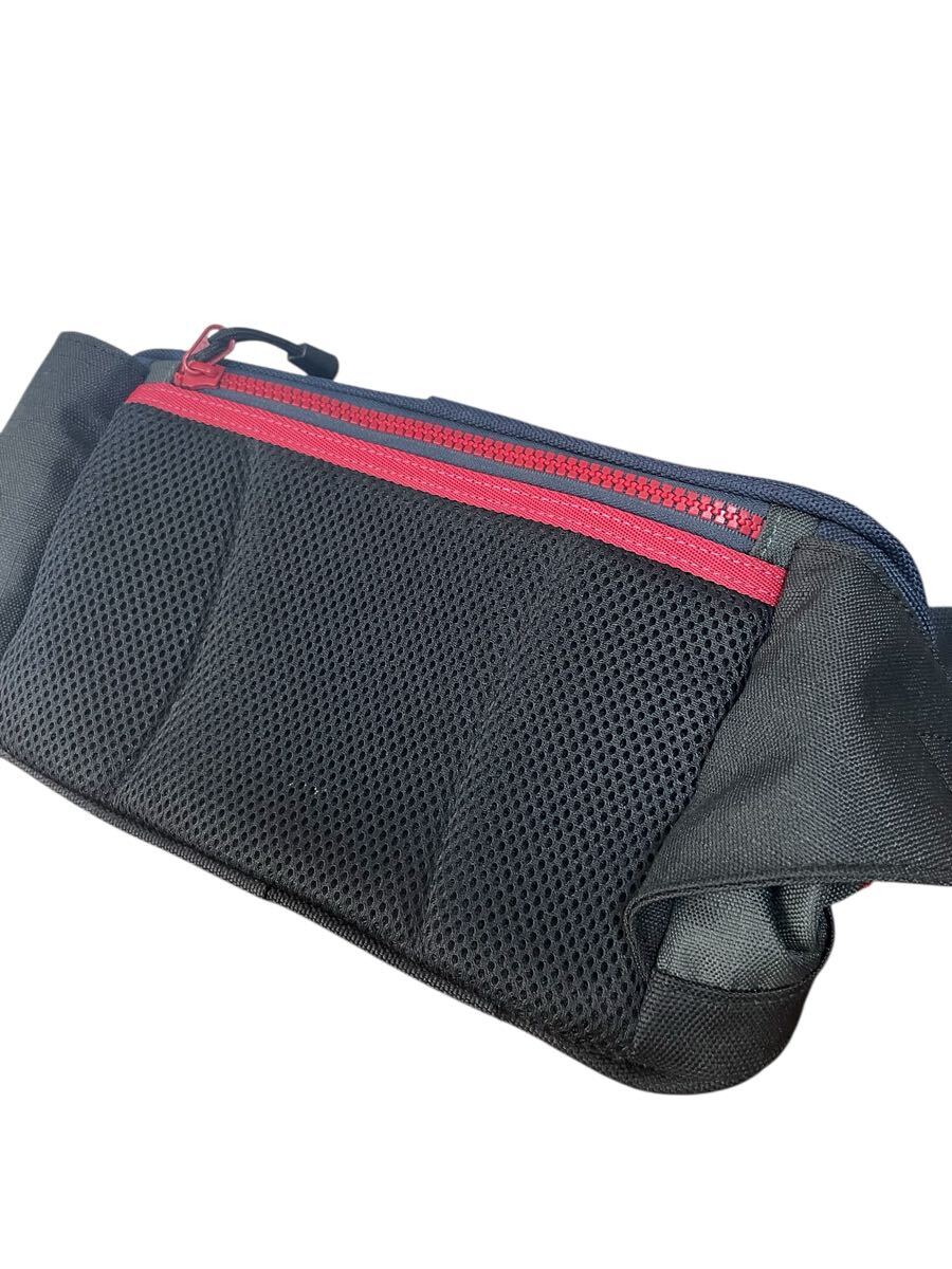 美品　Columbia コロンビア ウエストポーチ　ボディバッグ　_画像3