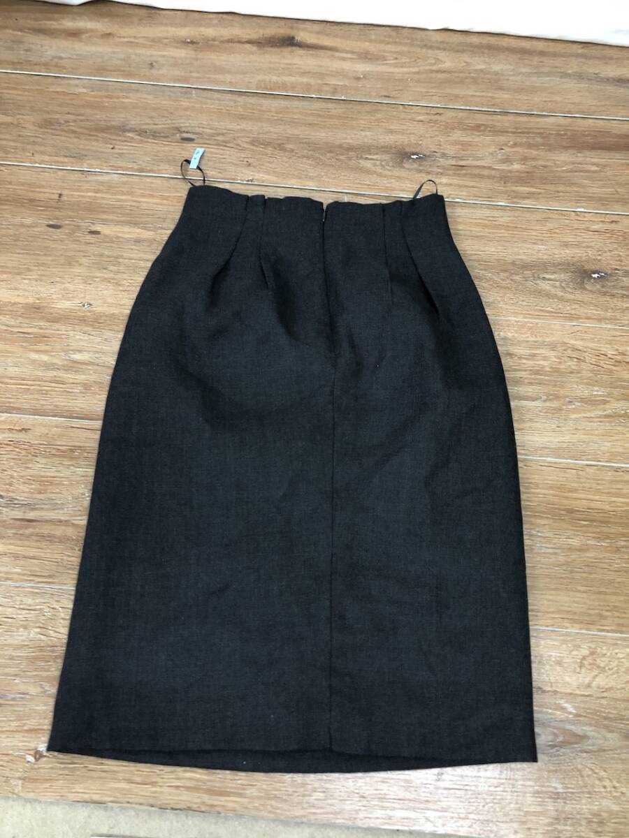 モスキーノ MOSCHINO スカート ベーシック Sサイズ レディース 膝丈 イタリア製 秋冬 畠BH0972-12_画像2