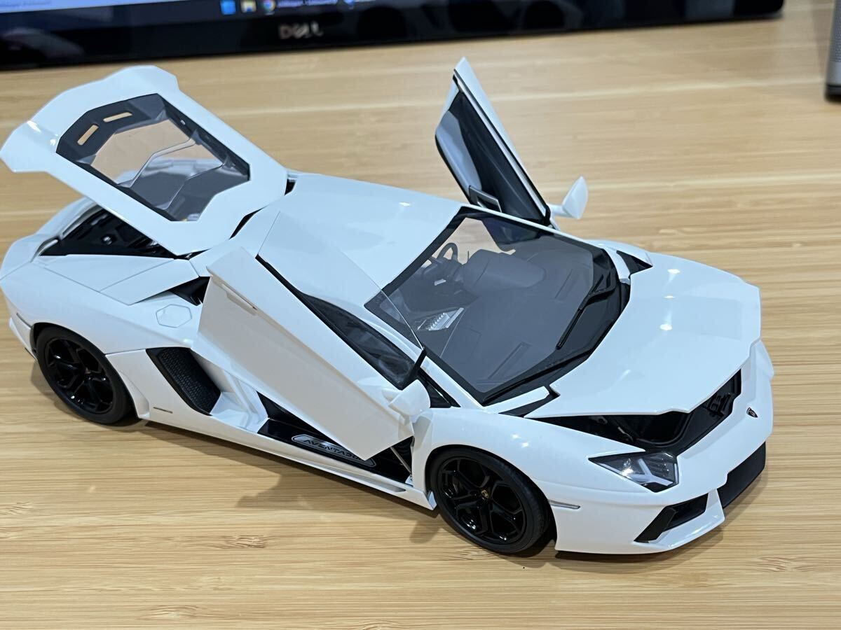 1円スタート Autoart 1/18 Lamborghini Aventador LP700-4 オートアート ランボルギーニ アヴェンタドール　ホワイト