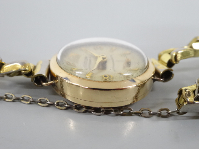 ジャンク HILTON ヒルトン ANTIMAGNETIC アンチマグネティック 17石 裏蓋 18K 刻印 手巻き レディース 腕時計 18金 _画像4