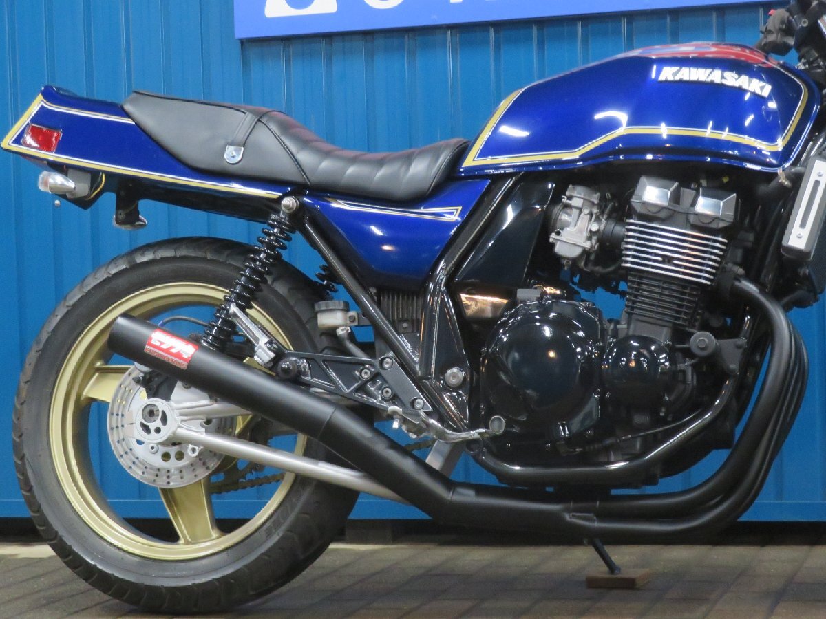 ■『秋の免許取得10萬円応援キャンペーン』11月末まで開催中■日本全國デポデポ間送料無料！カワサキ ZRX2 A1336 車體 カスタム