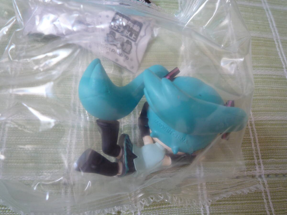 初音ミク　すってんころりん フィギュア　新品_画像3