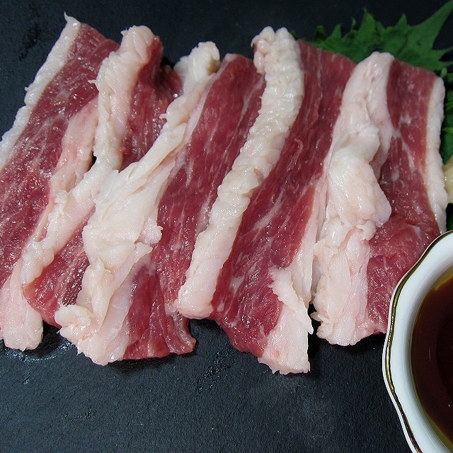 超高級(jí)部位「ふたえご馬刺し/3片で200g位」歩留り100％/モンゴル産　じゅわ～っ広がる旨味!!ヘルシーです。