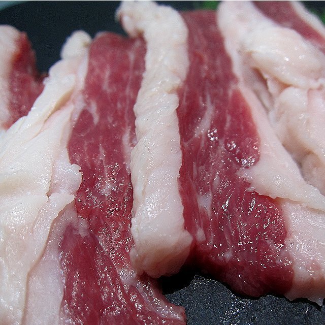 超高級(jí)部位「ふたえご馬刺し/3片で200g位」歩留り100％/モンゴル産　じゅわ～っ広がる旨味!!ヘルシーです。