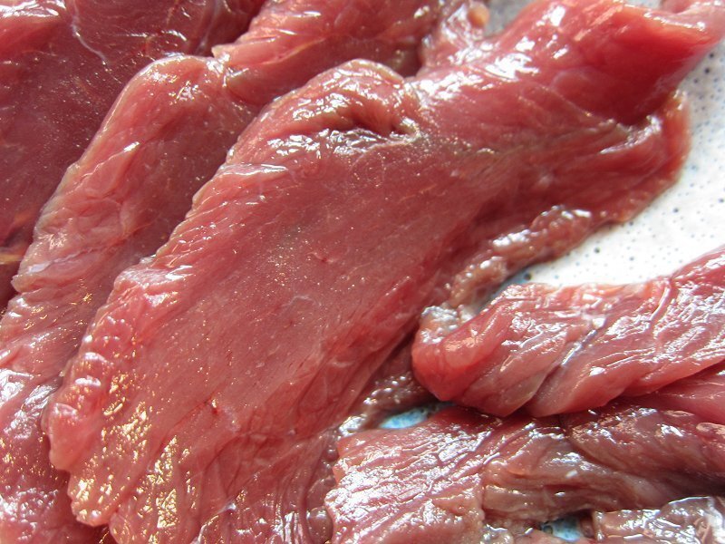 とけるような柔らかさ!!「馬刺し、上赤身　200g位」國(guó)內(nèi)制造/カナダ産orアルゼンチン産