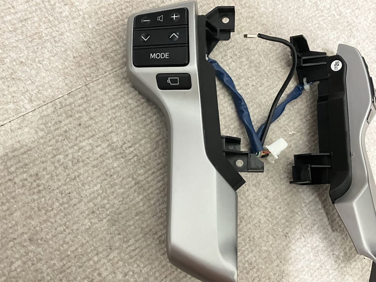 ■トヨタ純正 ランドクルーザープラド 150系 ステアリングスイッチ 84250-60160-B3 Switch ASSY■_画像2