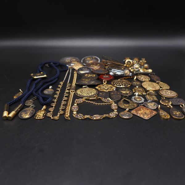 (IZM0905) 1円 象嵌 アクセサリー 大量セット ネックレス ブレスレット ペンダントトップ イヤリング ブローチ 指輪 等 まとめて