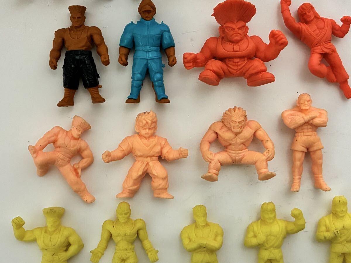 O533 ストリートファイター 消しゴム 当時物 20点まとめ フルメタルファイター ケン リュウ ガイル ベガ サガット ダルシム_画像5