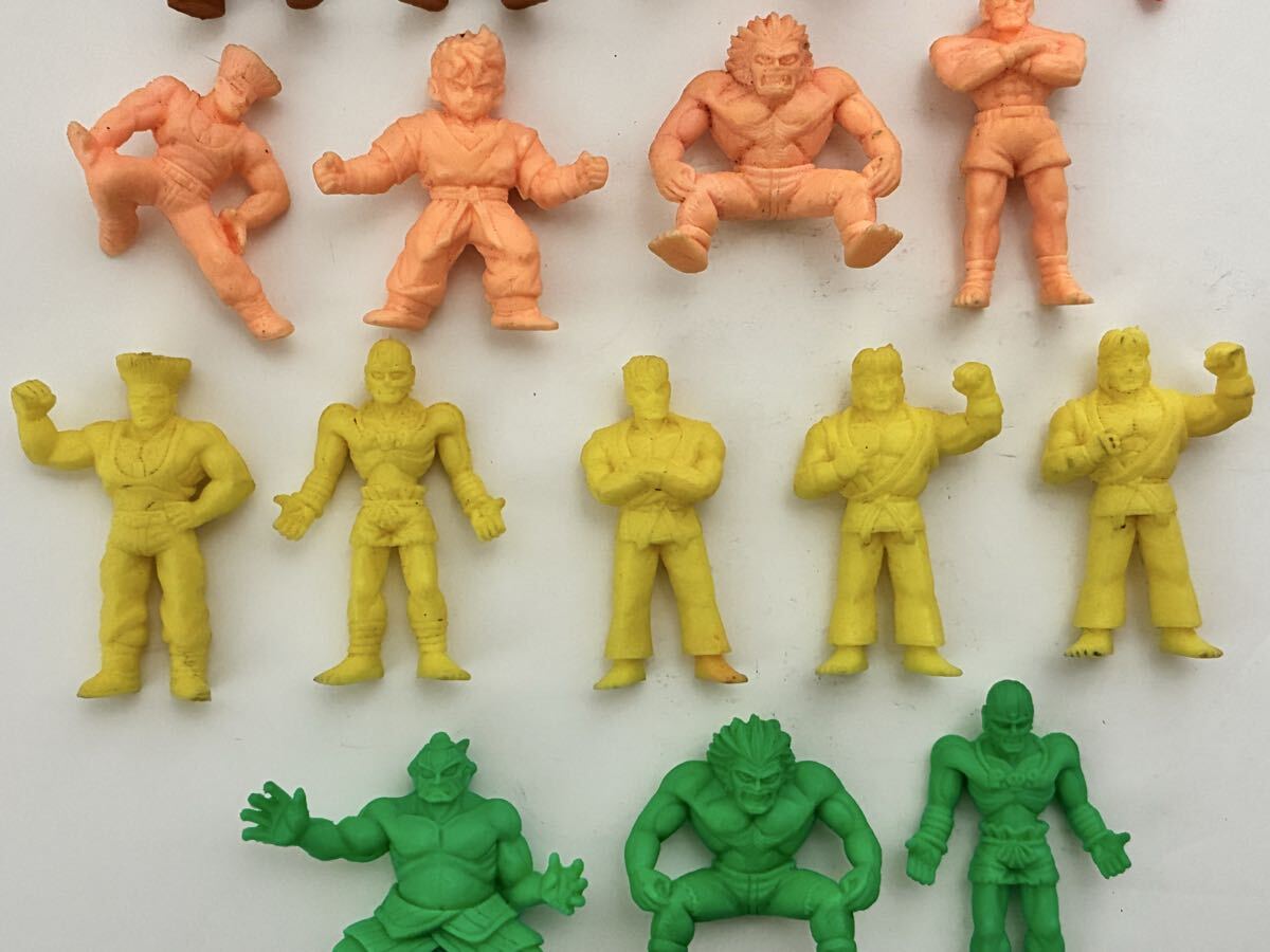 O533 ストリートファイター 消しゴム 当時物 20点まとめ フルメタルファイター ケン リュウ ガイル ベガ サガット ダルシム_画像6