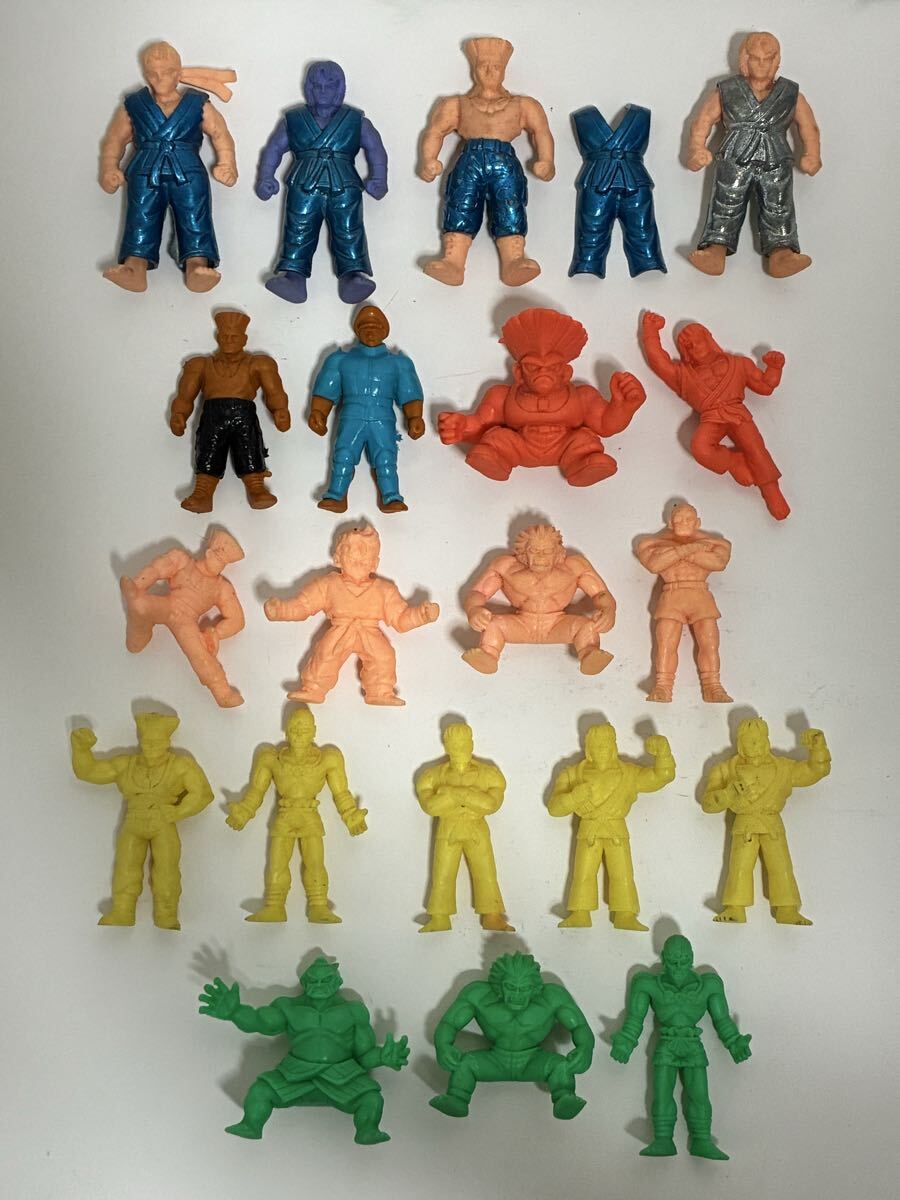 O533 ストリートファイター 消しゴム 当時物 20点まとめ フルメタルファイター ケン リュウ ガイル ベガ サガット ダルシム_画像1