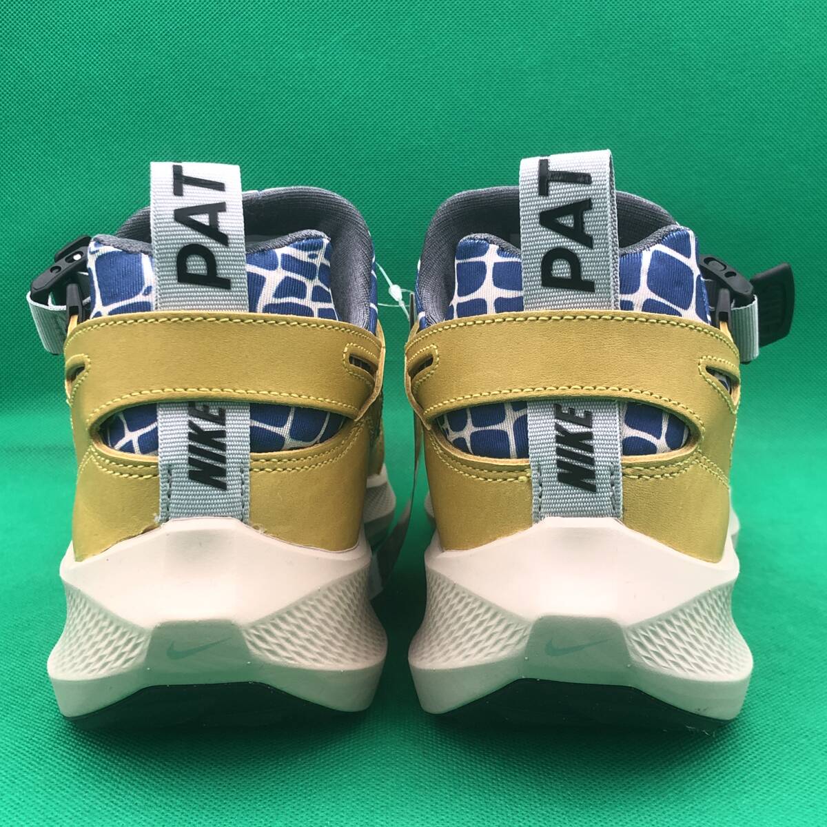 NIKE(ナイキ) Patta × Nike Air Huarache 20Y24　パタ×ナイキ　エアハラチ【新品】サイズ:US 9 27cm　FJ4201　スニーカー_画像5