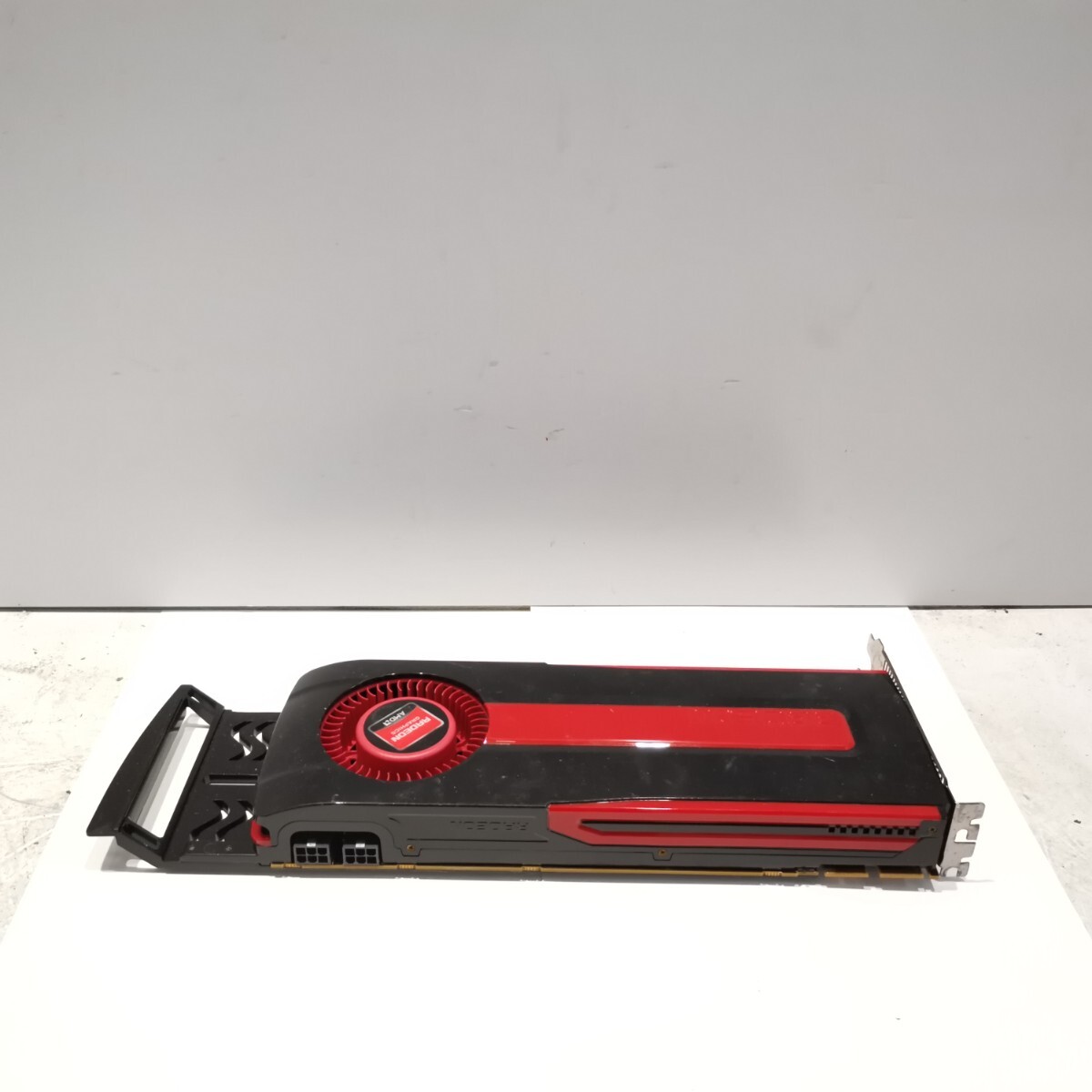 AMD Radeon HD 7950 グラフィックボード ジャンク扱い