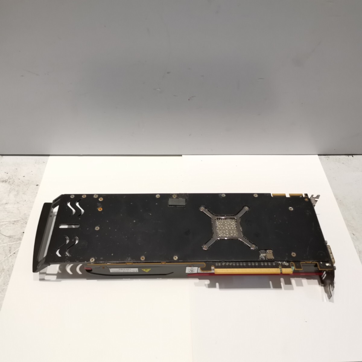 AMD Radeon HD 7950 グラフィックボード ジャンク扱い