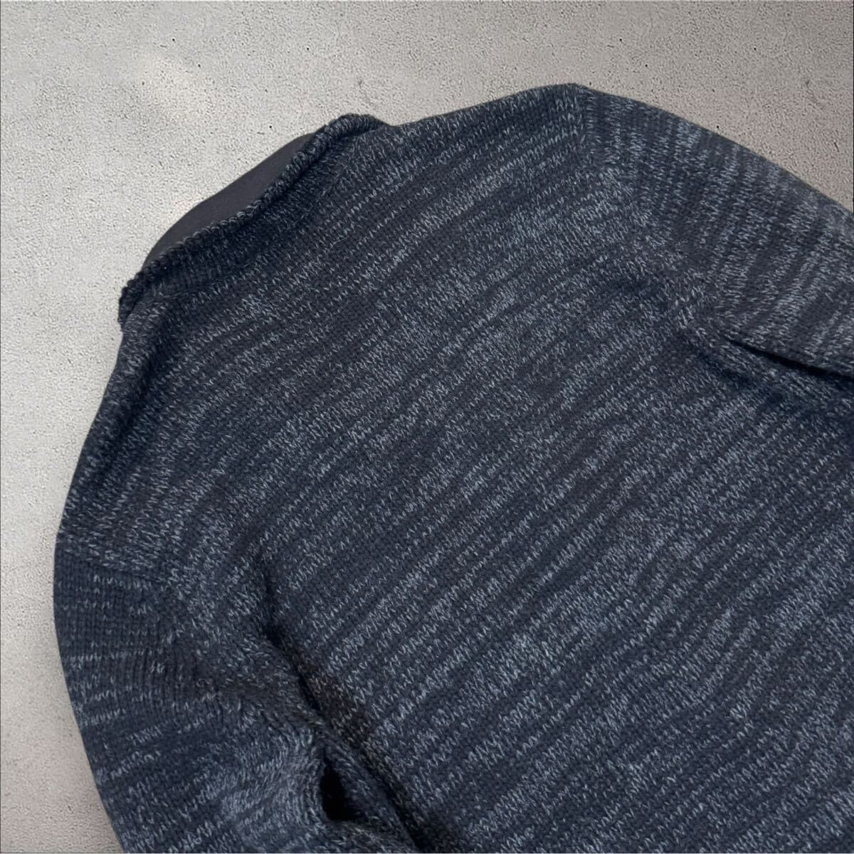 EA05 美品/L相當(dāng)!!【ARMANI JEANS/アルマーニ】メランジ ニット ショールカラー カーディガン ジャケット ロゴプレート メンズ ブラック系