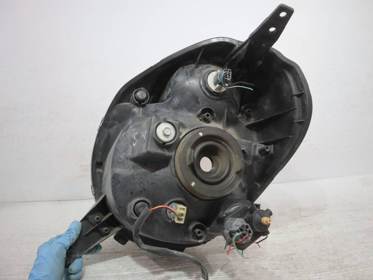 キレイ 破損なし 【コーティング済】 車検〇 レベライザー STANLEY P5540 迅速発送 管理BR84-19 MRワゴン MF22S ヘッドライト 左右_画像6