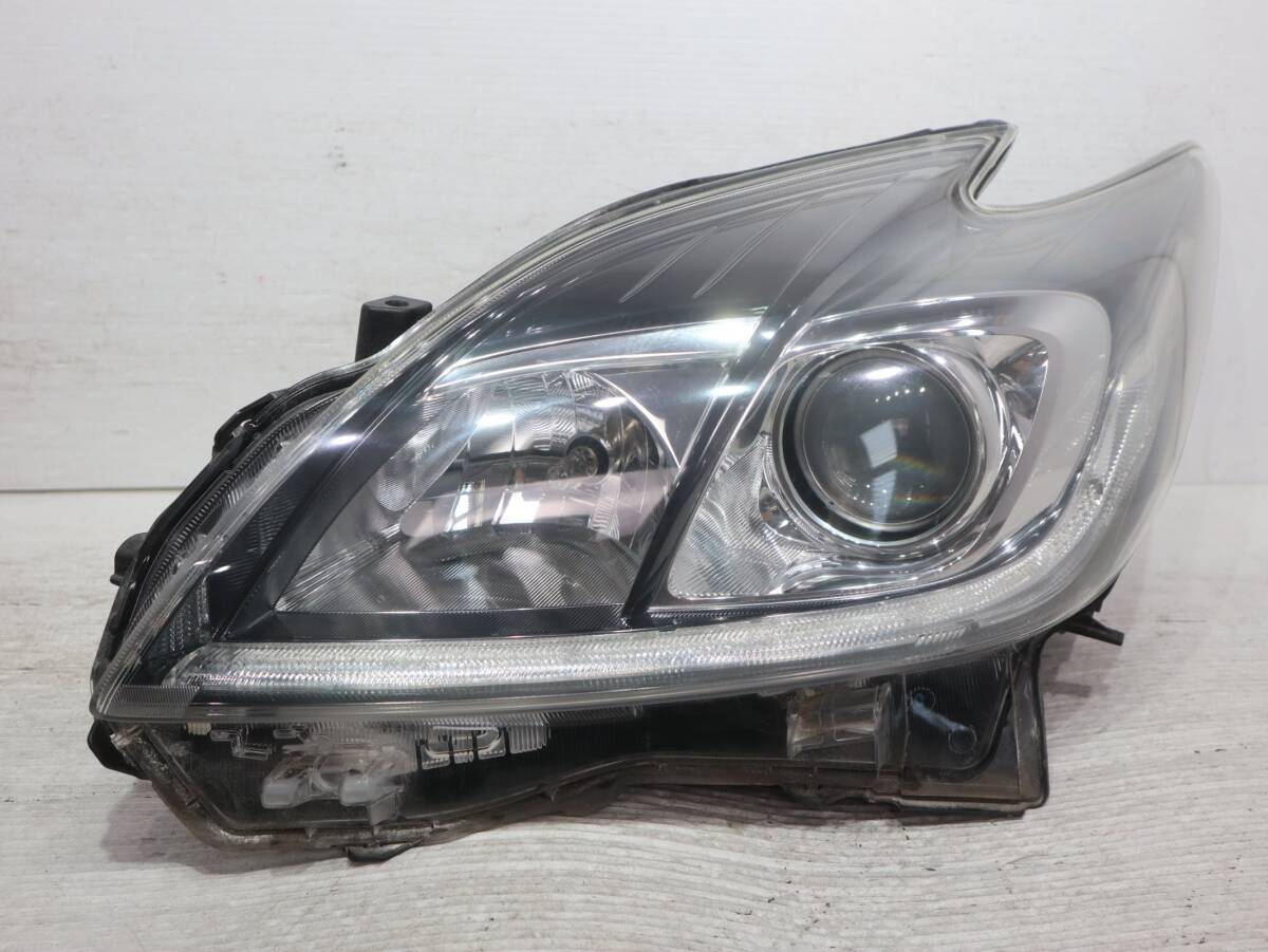キレイ 破損なし 後期 【コーティング済】 HID キセノン KOITO 47-52 管理BR85-19 プリウス 30系 ZVW30 ヘッドライト 左右_画像4