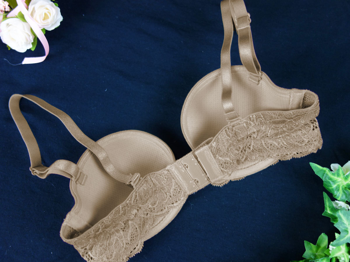 (ポスト投函 送料無料) セシール A70サイズ シームレスカップブラ(ソフトワイヤー入)BC307-A70スキンベージュ_画像4