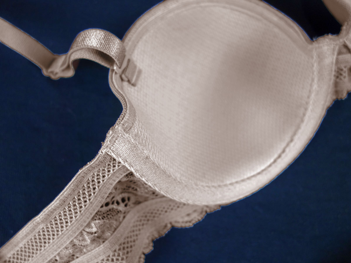 (ポスト投函 送料無料) セシール A70サイズ シームレスカップブラ(ソフトワイヤー入)BC307-A70スキンベージュ_画像6