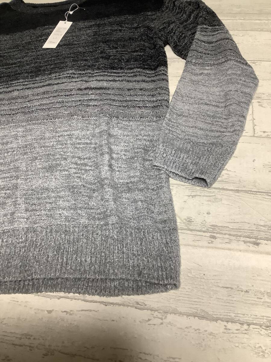 RE★LLサイズ★新品未使用　ニットセーター★ 定価7,900円　モノトーングラデーション_画像7