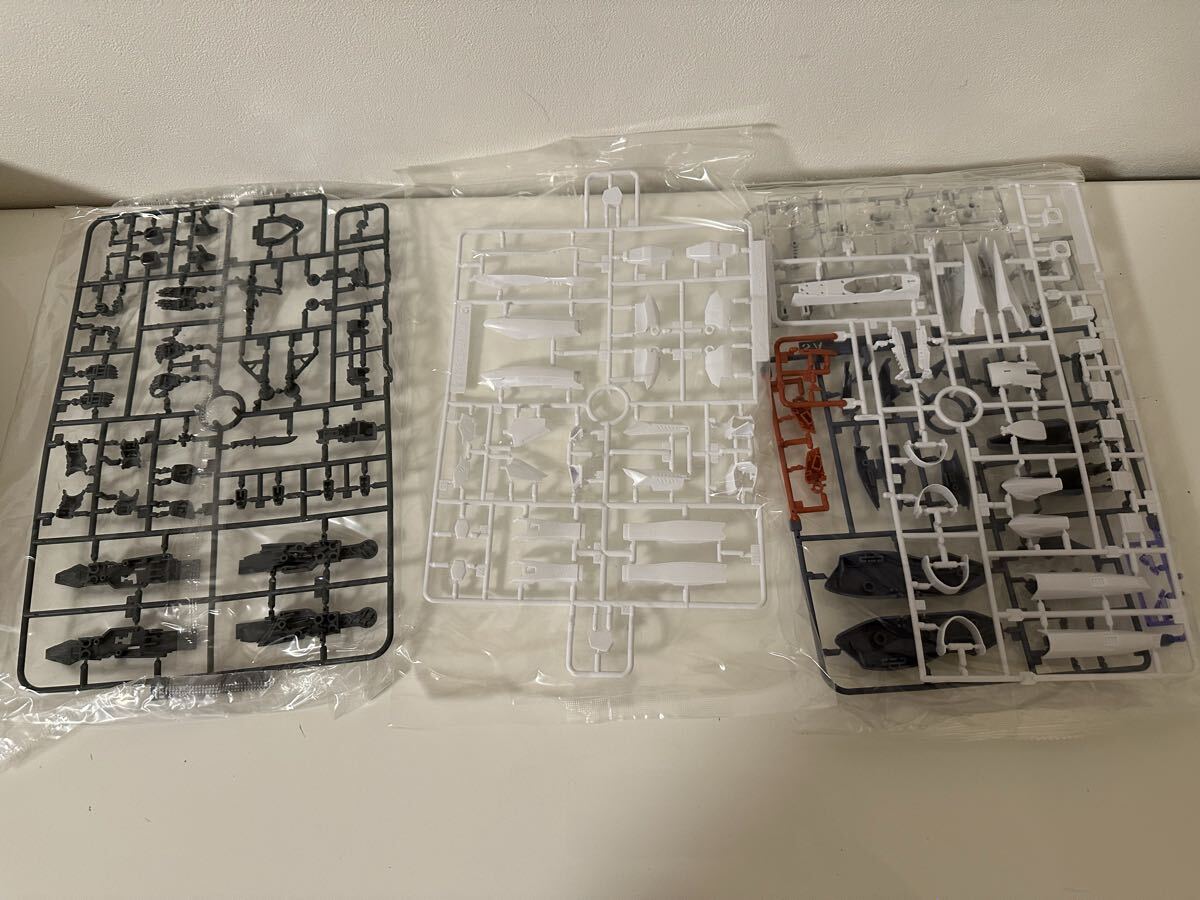 現狀品　1?　1/72 VF-25F スーパーメサイアバルキリー アルト機 マクロスF フロンティア プラモデル バンダイ