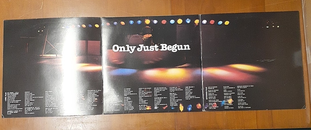 r385 Only Just Begun/Off Course Instruments オフコース LPレコード見開き_画像3