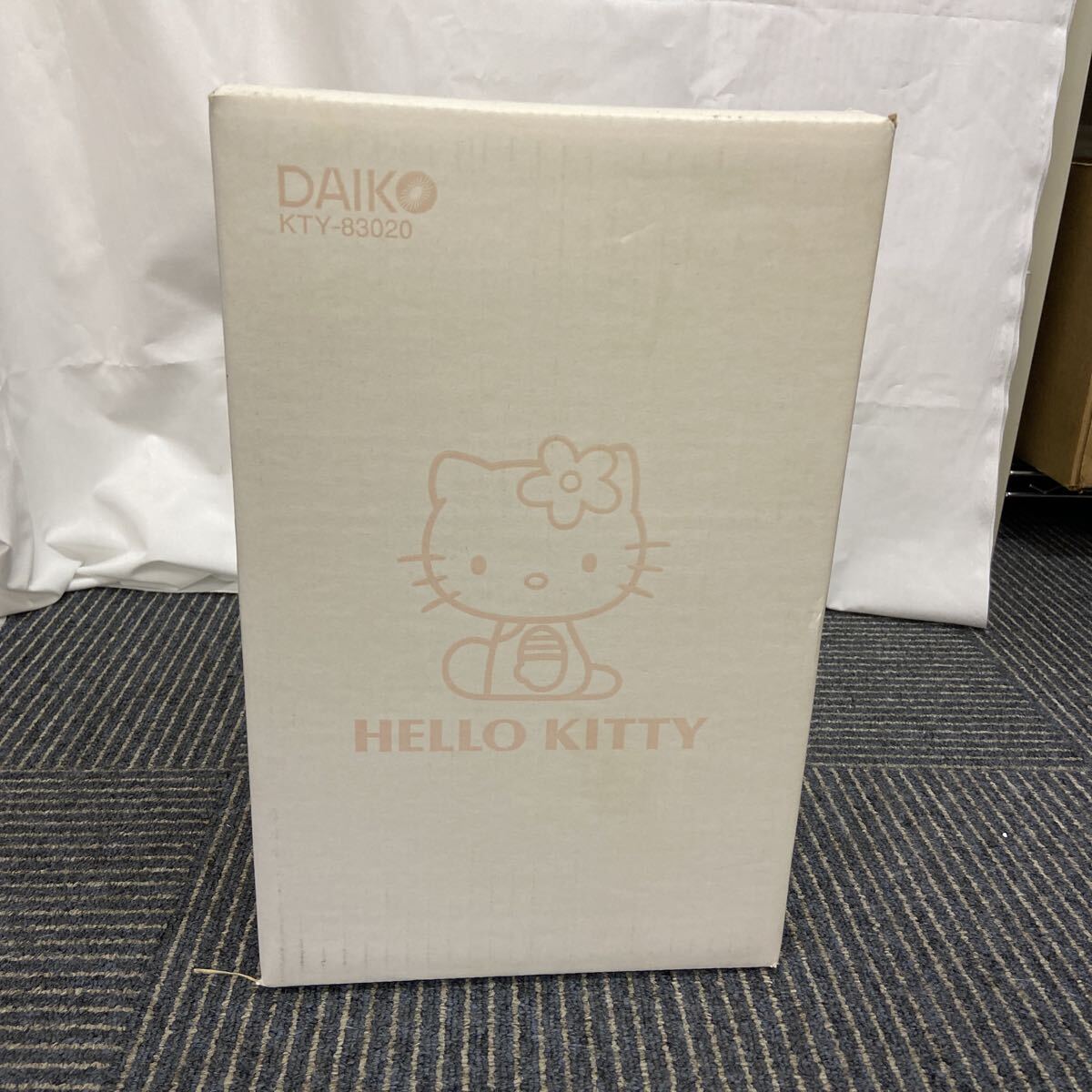 r352 未開封 未使用 ハローキティ 1999年製 テーブルスタンドライト KTY-83020 HELLO KITTY DAIKO_画像1