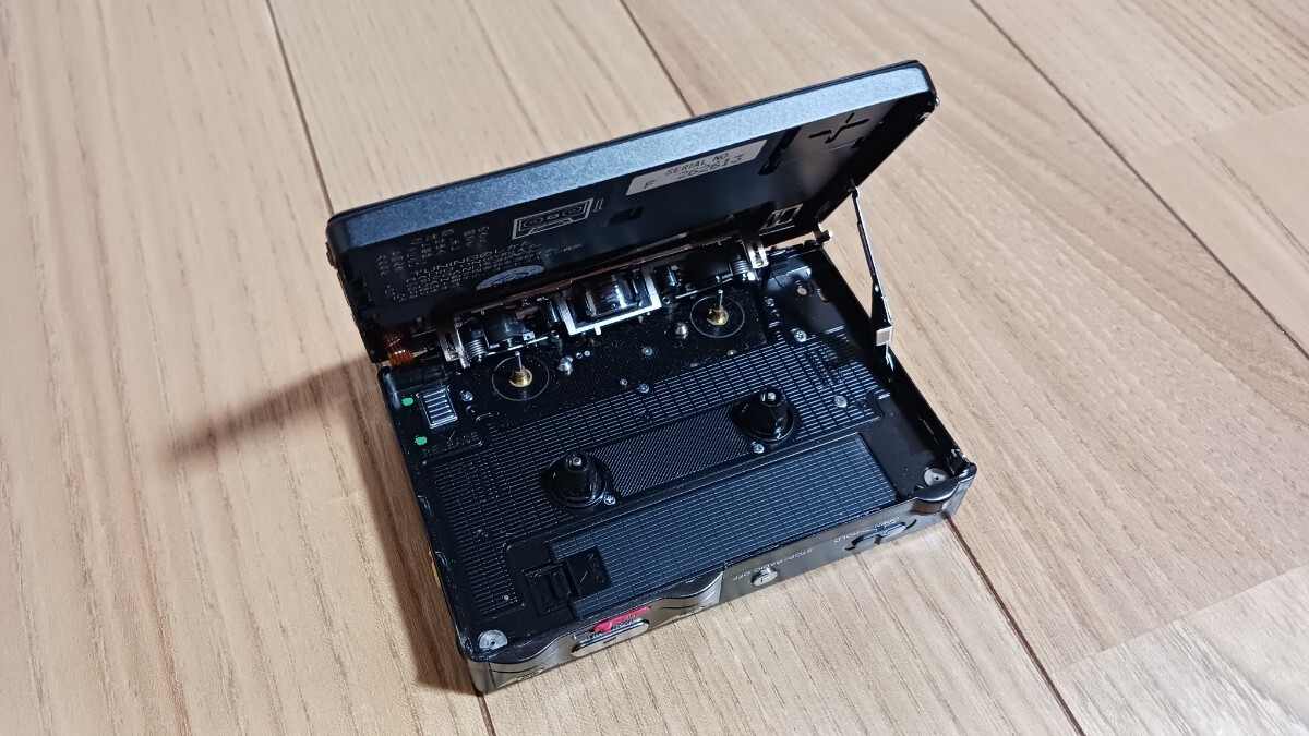 SONY ソニー WALKMAN FM/AMラジオ ポータブルカセットプレーヤー WM-F707 ウォークマン ③_画像3