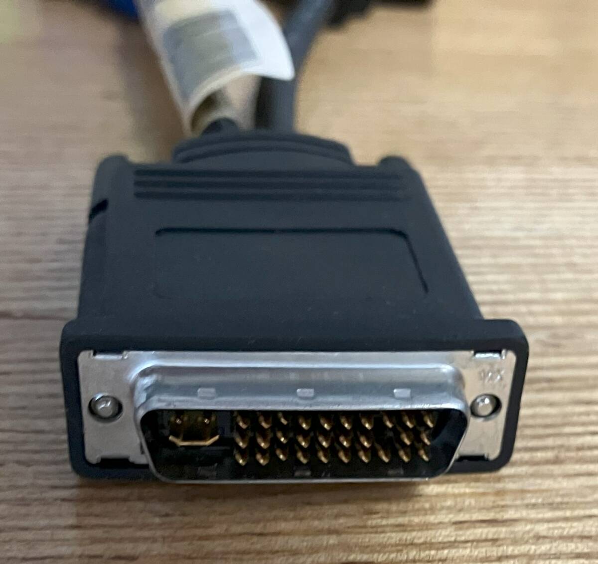 DVI-Dビデオ出力 2分岐ケーブル_画像2