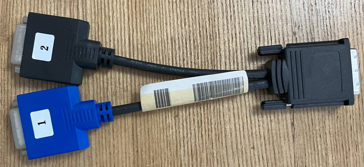 DVI-Dビデオ出力 2分岐ケーブル_画像1