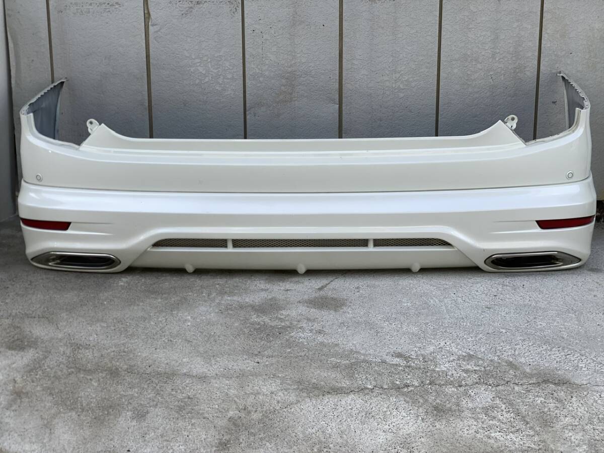 NISSAN エルグランド TE52 リアバンパー スポイラー付き カラー NO..QAB。。。 5236