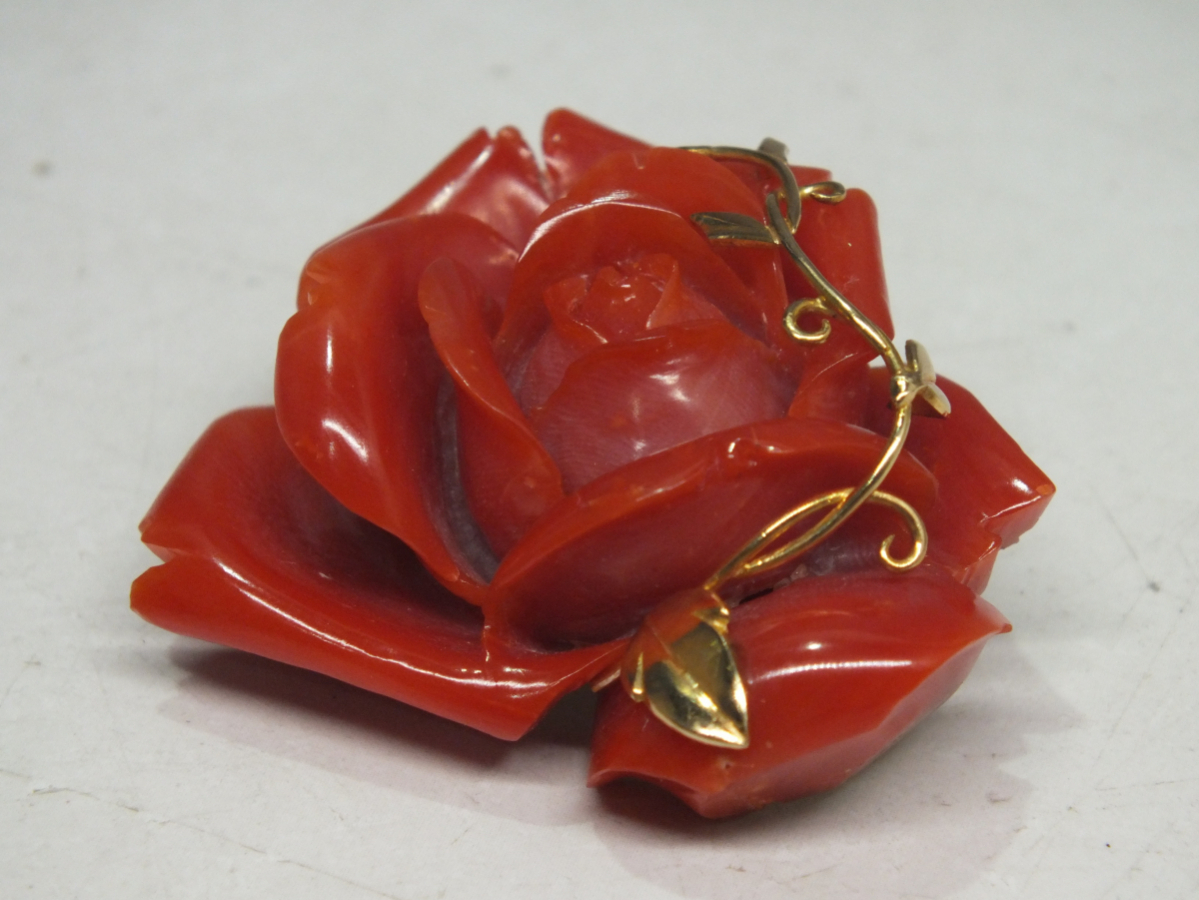血赤珊瑚 K18 18金 細(xì)密薔薇彫刻 ブローチ 重量20.1g 最高級(jí)珊瑚/サンゴ/さんご
