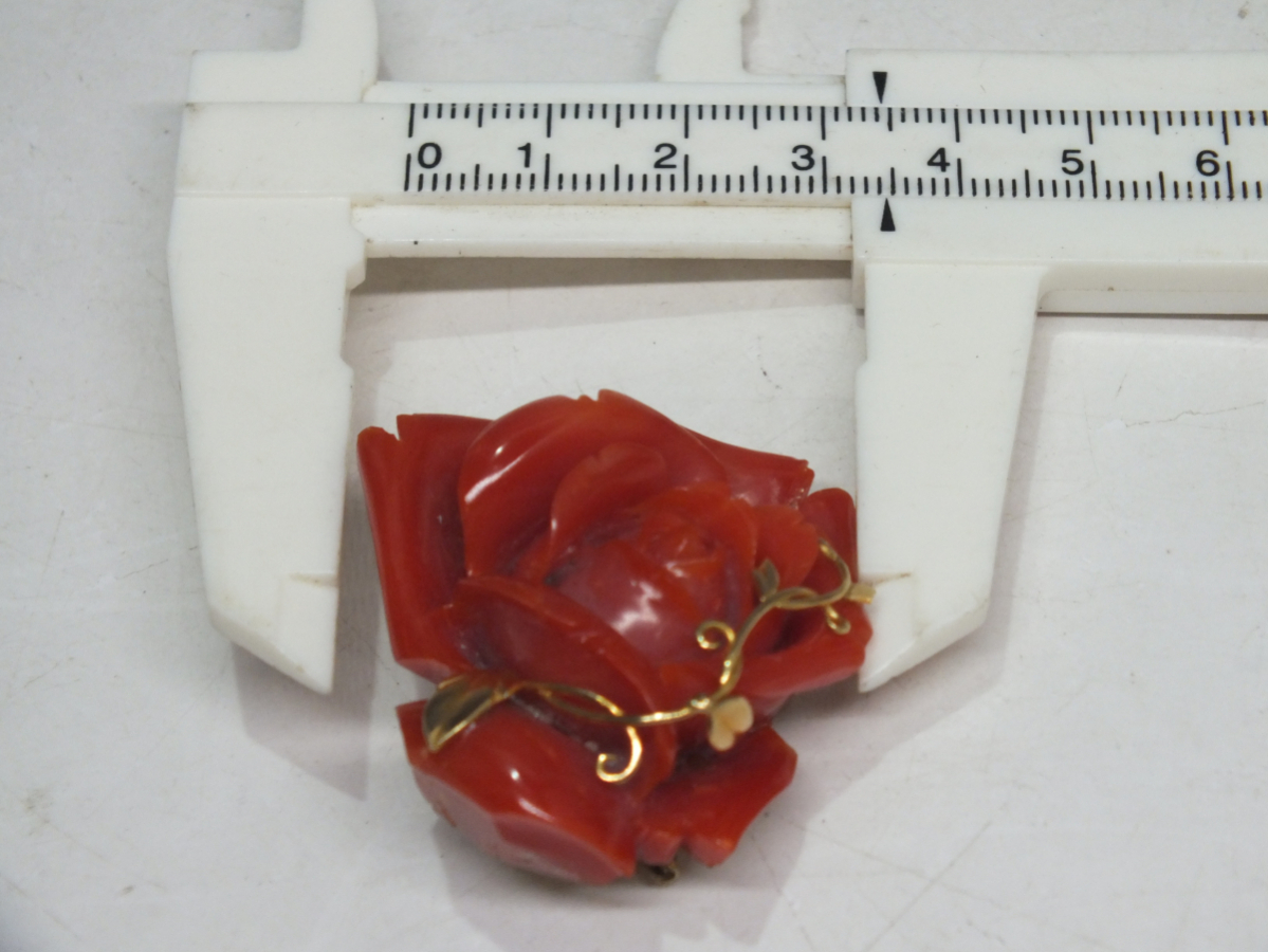 血赤珊瑚 K18 18金 細(xì)密薔薇彫刻 ブローチ 重量20.1g 最高級(jí)珊瑚/サンゴ/さんご