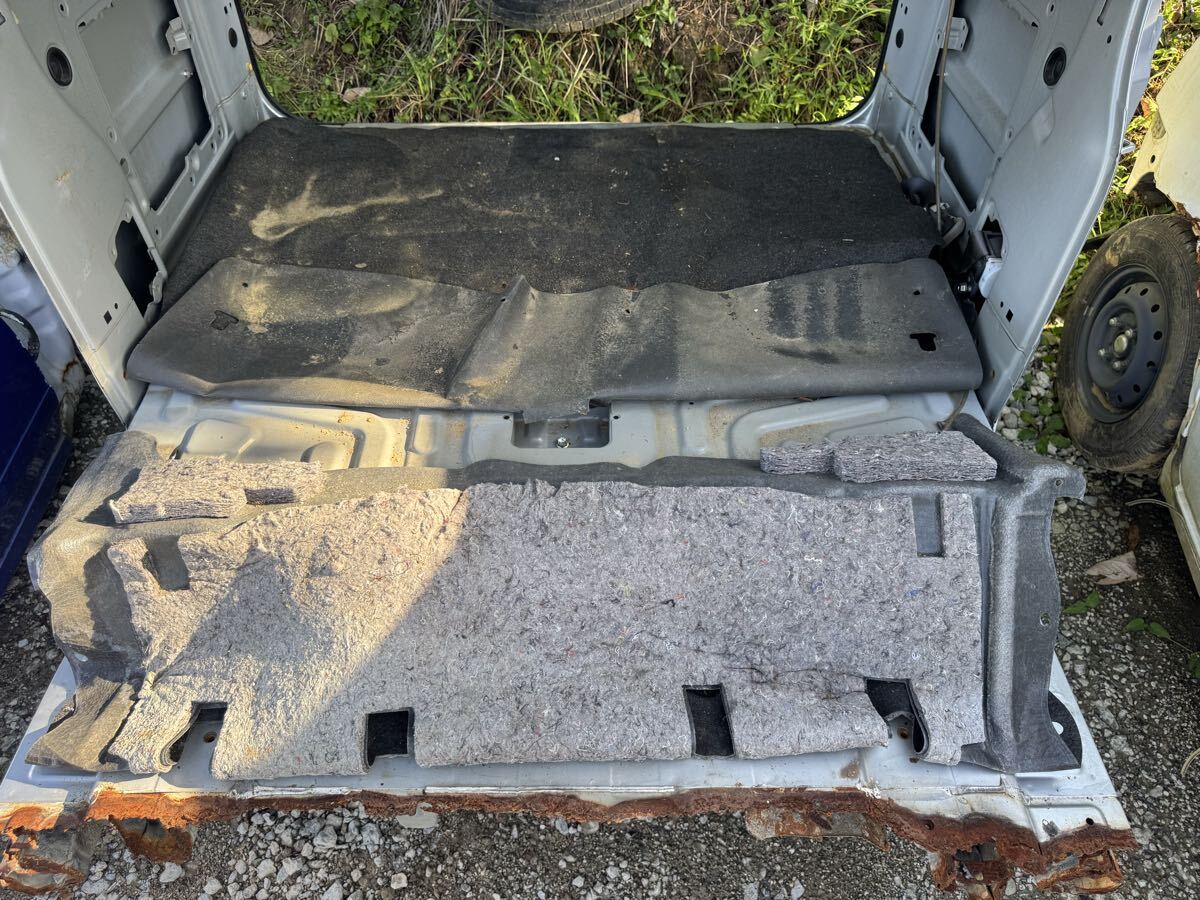 ハイゼットカーゴ 令和2年 S331V S321V リア ハーフカット クオーター パネル 板金修理用 引き取り _画像5