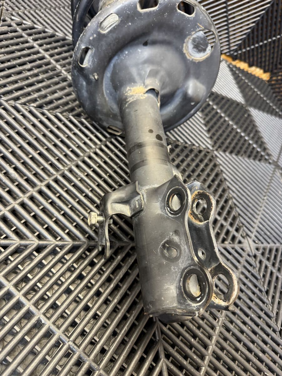 アルファード　20系　ハイブリッド　サスペンション　右　DAA-ATH20W_画像2