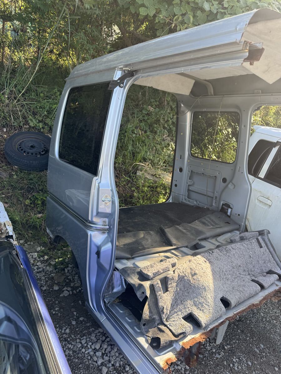 ハイゼットカーゴ 令和2年 S331V S321V リア ハーフカット クオーター パネル 板金修理用 引き取り _画像3