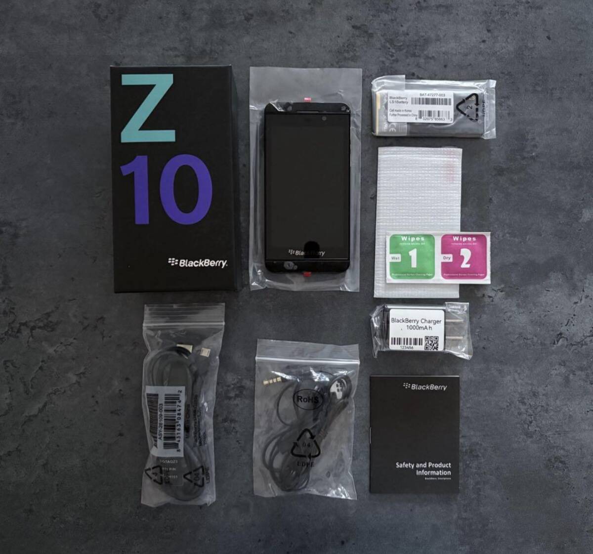 [ последний 1] BlackBerry BlackBerry Z10 чёрный черный 