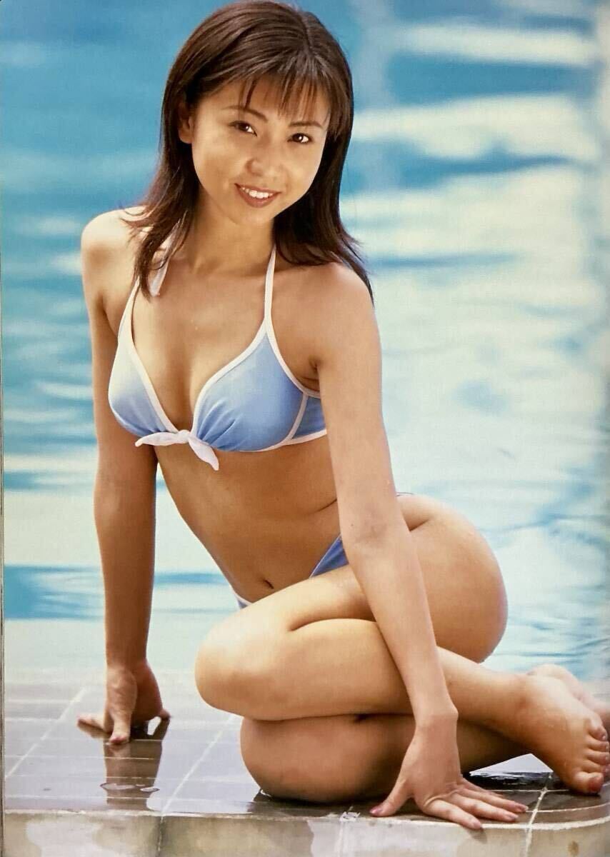 ☆ 鈴木史華 寫真集 A PLACE IN THE SUN 陽のあたる場所 美女 美乳 美尻 グラマー セクシー 水著 レースクイーン 送料230