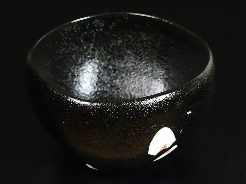 【 川瀬忍 】秀逸作 黒茶碗 共箱 保証 16674