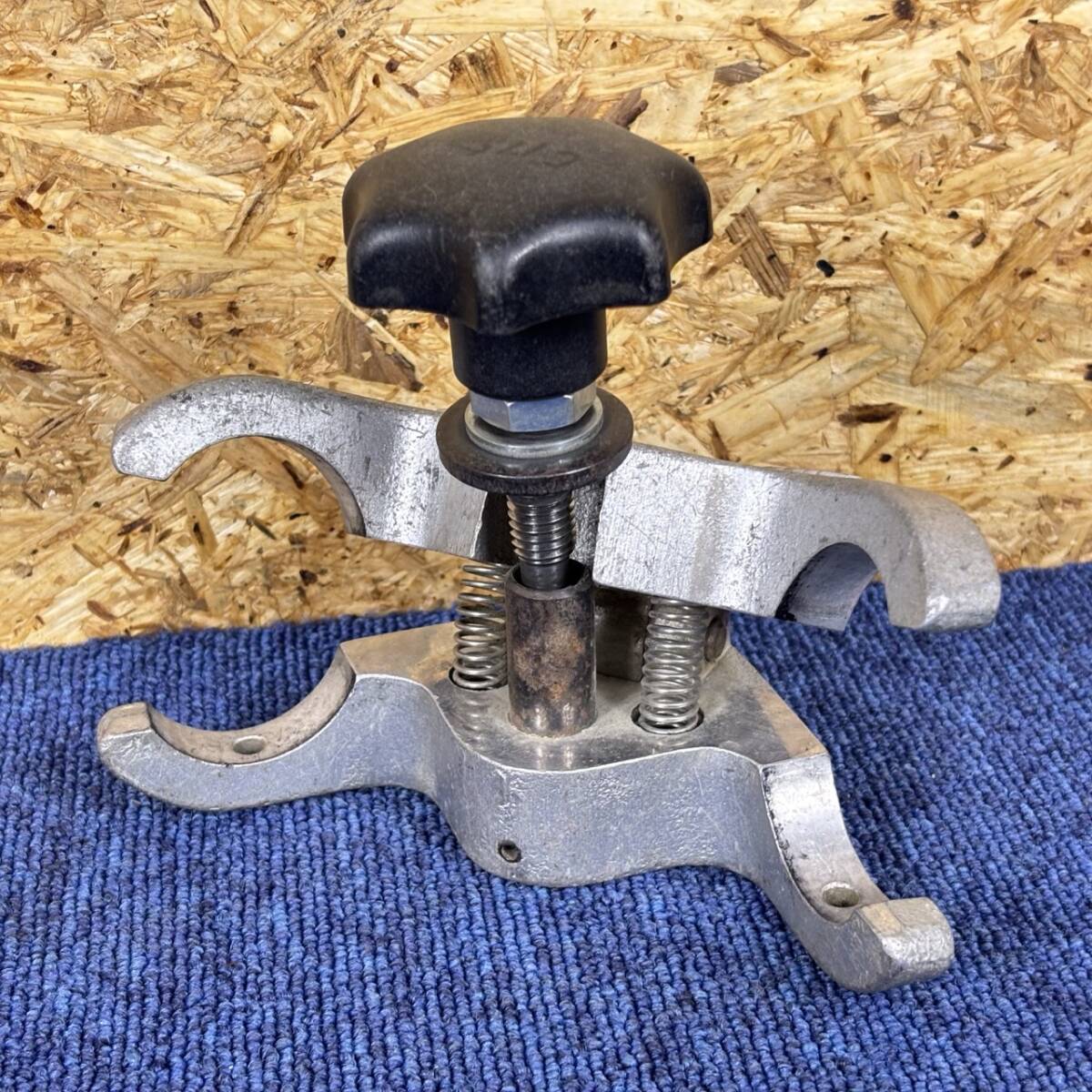 【中古品】MCC 松阪鉄工所 本体のみ PEエルボークランプ 25A,30A ガスPE 管工事用 C115_画像6