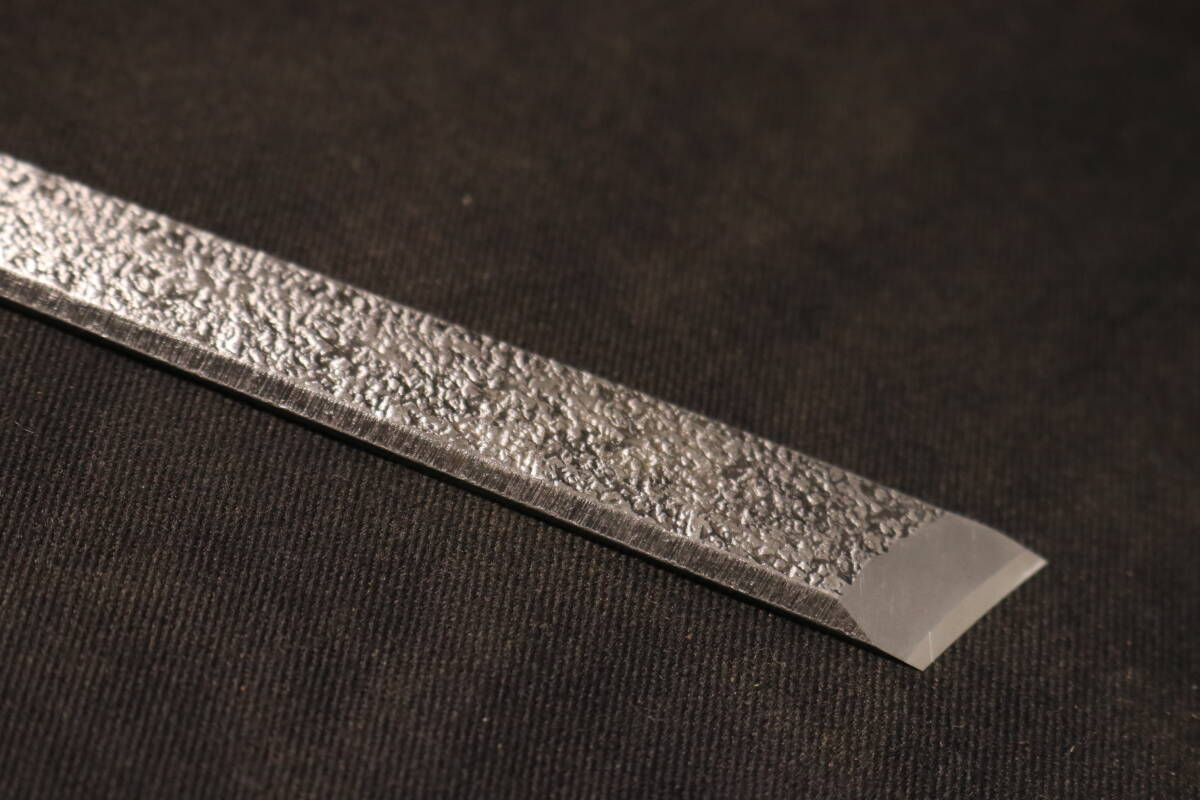 15mm 一丁白柿小刀 ナス印~罫書き、墨入れに~ 本職用 大工道具 シラガキ_画像7