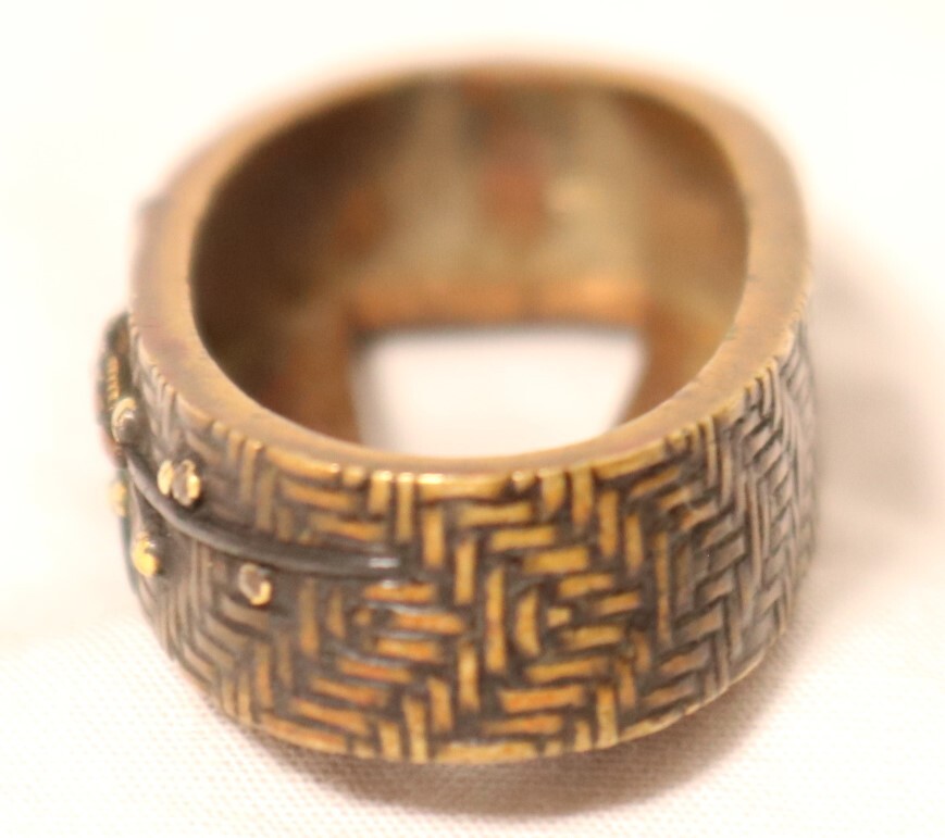 枝花小景図~編目地に金、銀象嵌入~刀剣縁頭乃縁金具 刀装具_画像9