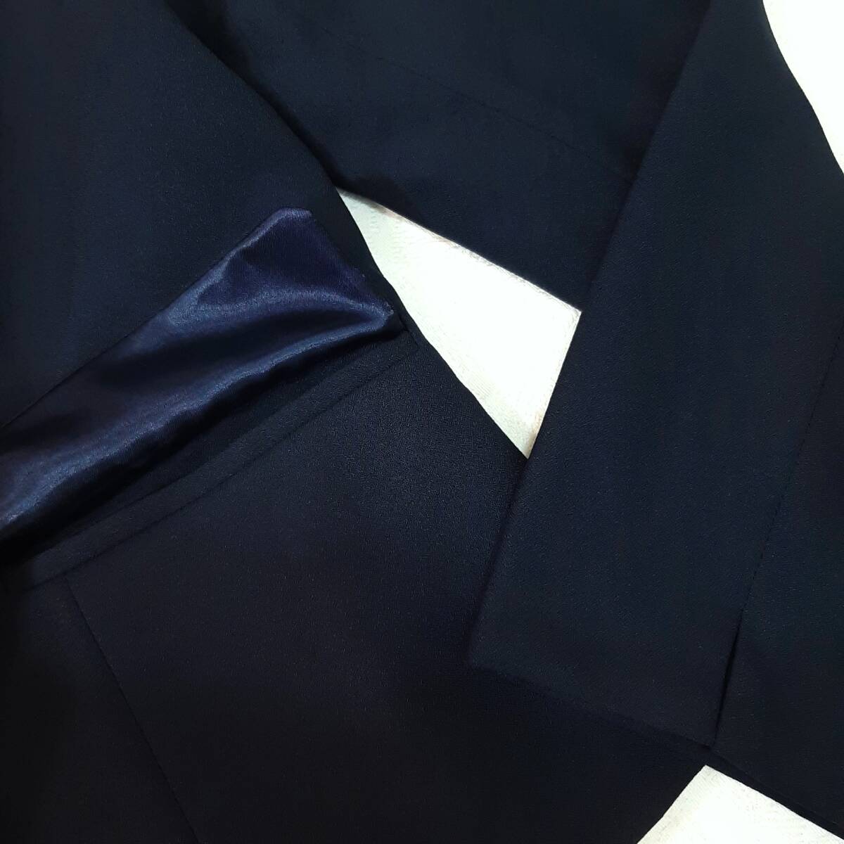 b1 送料無料★GIRL 上下セットスーツ 21780円★長袖 テーラード ジャケット＆レース ひざ下丈 半袖ワンピース Mサイズ 濃紺色 卒業式入学式_画像7