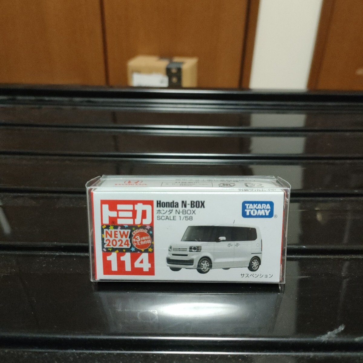 No.114 ホンダ N-BOX （箱） （1/58スケール トミカ 229339）_画像1